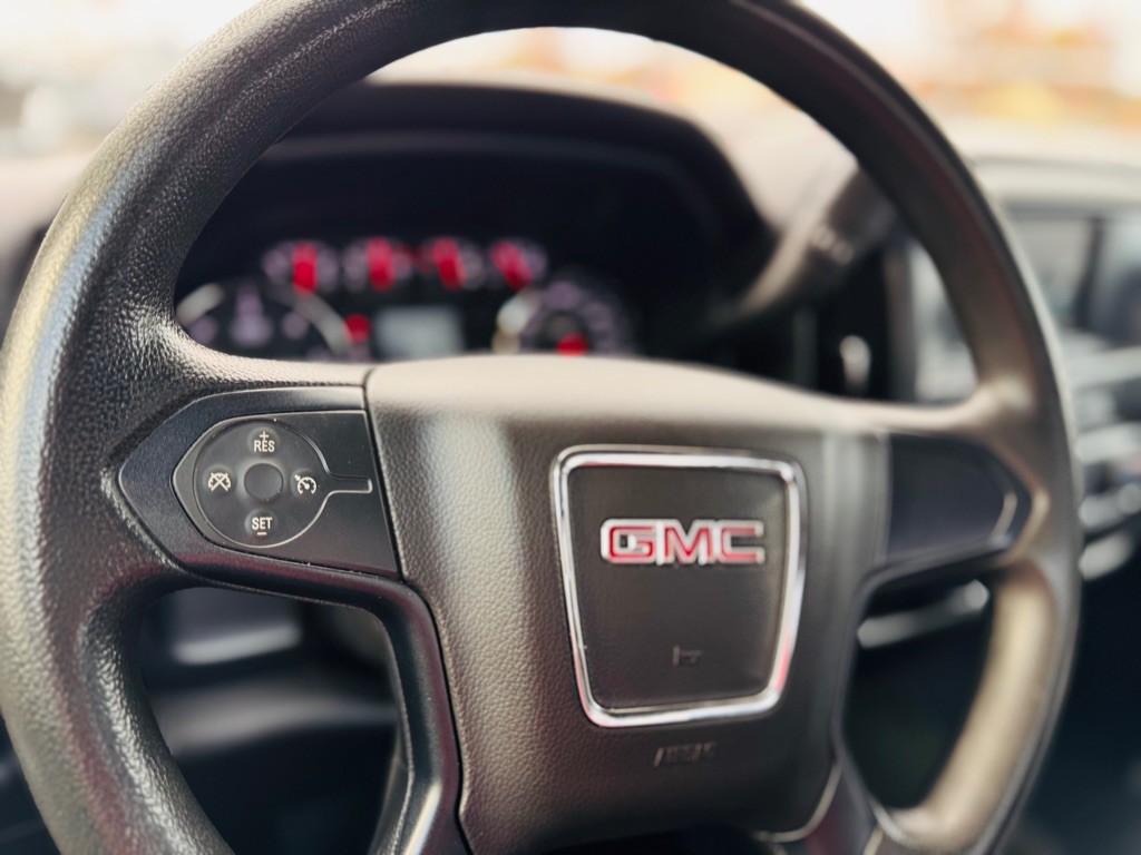 2018 GMC Sierra Image 30