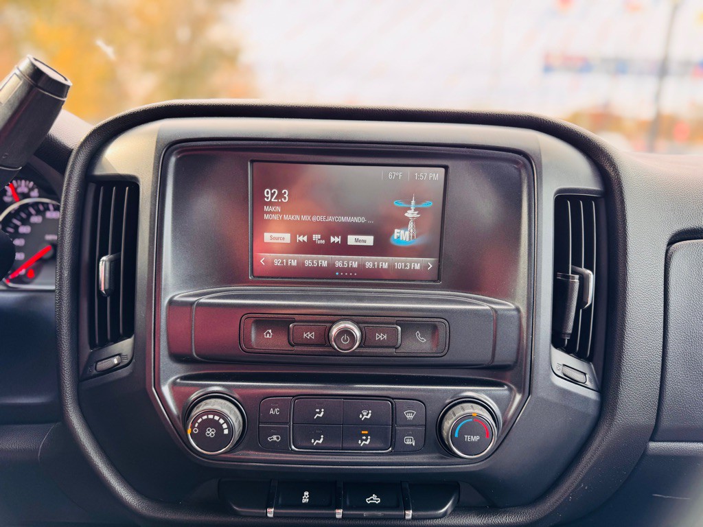 2018 GMC Sierra Image 32