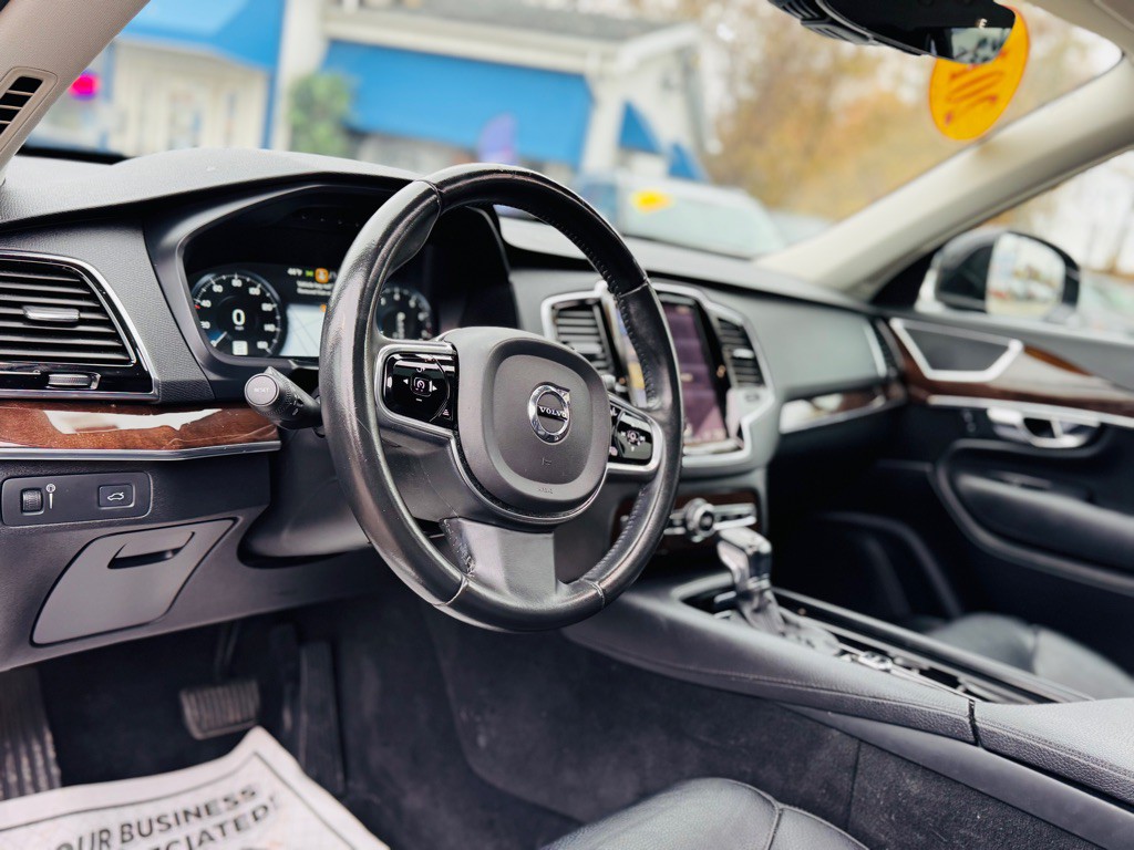 2016 Volvo XC90 Image 24