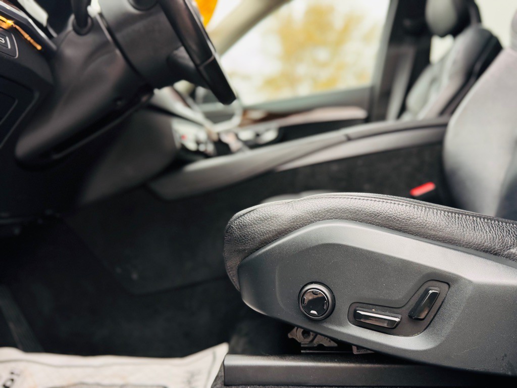 2016 Volvo XC90 Image 25