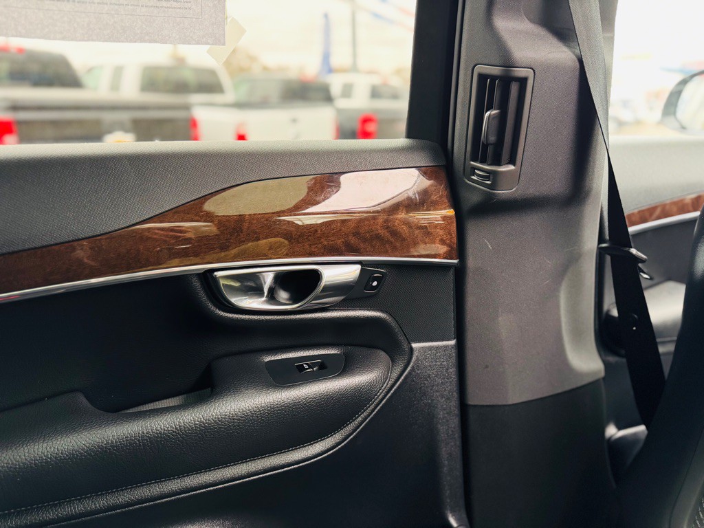 2016 Volvo XC90 Image 34