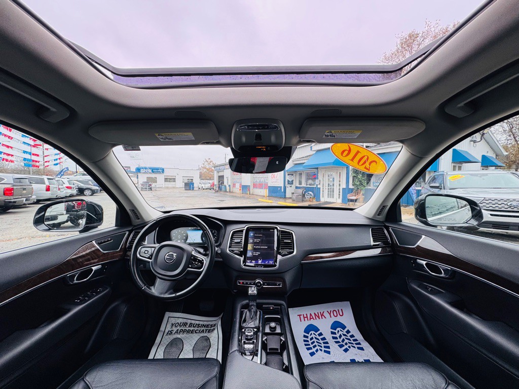 2016 Volvo XC90 Image 35