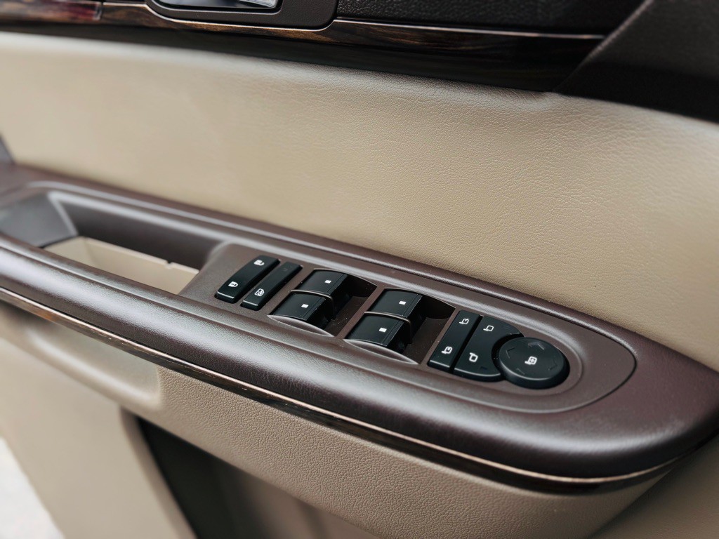 2016 GMC Acadia Image 17