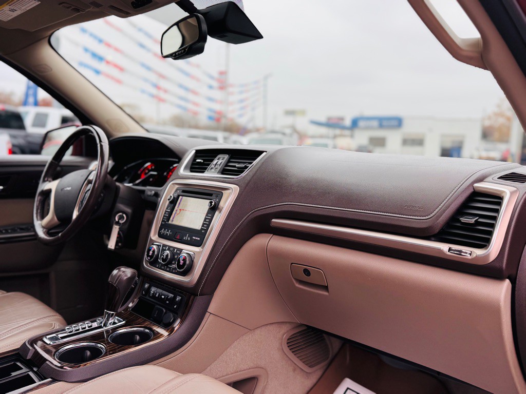 2016 GMC Acadia Image 25