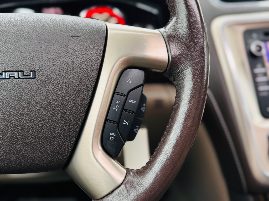 2016 GMC Acadia Image 41