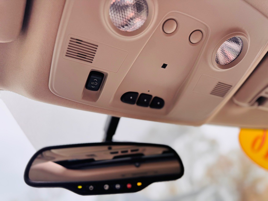 2016 GMC Acadia Image 42