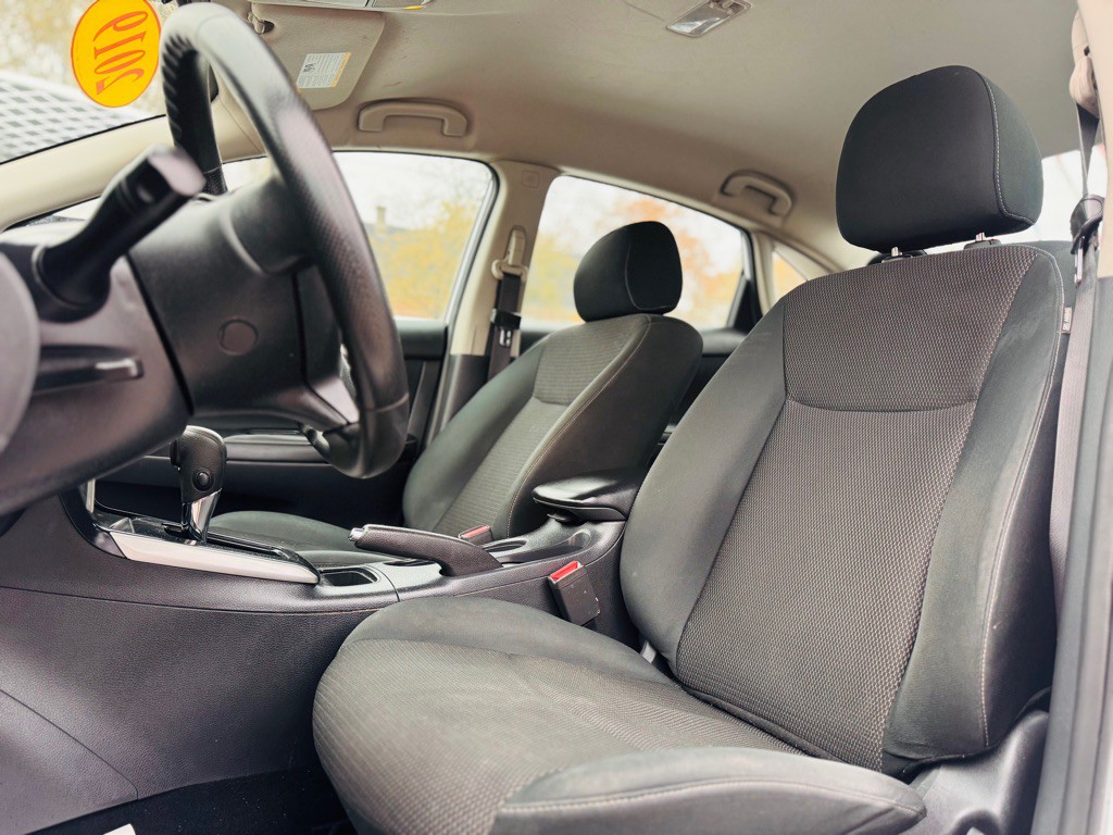 2019 Nissan Sentra Image 16