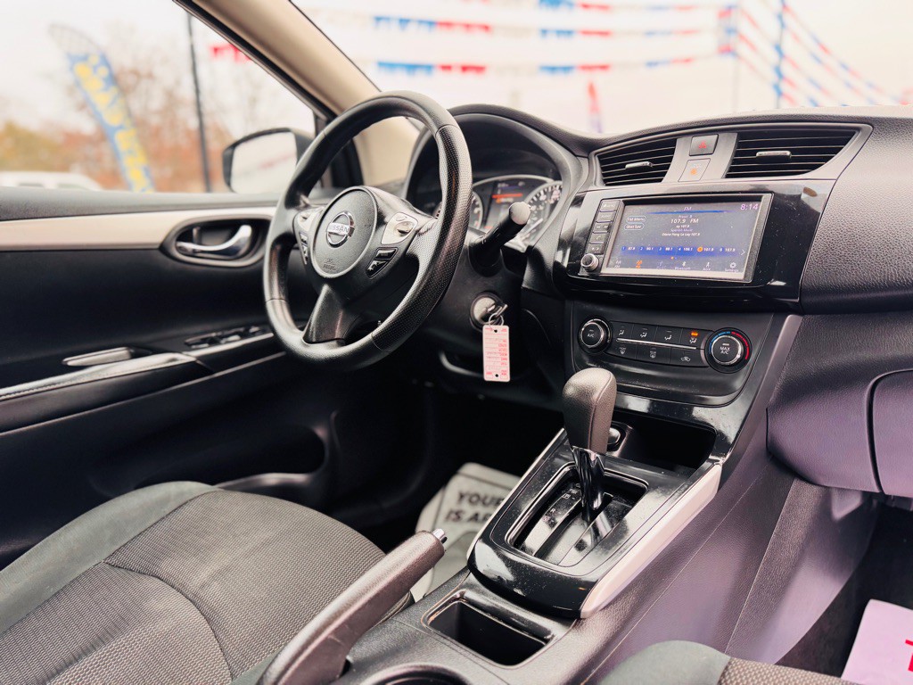 2019 Nissan Sentra Image 19