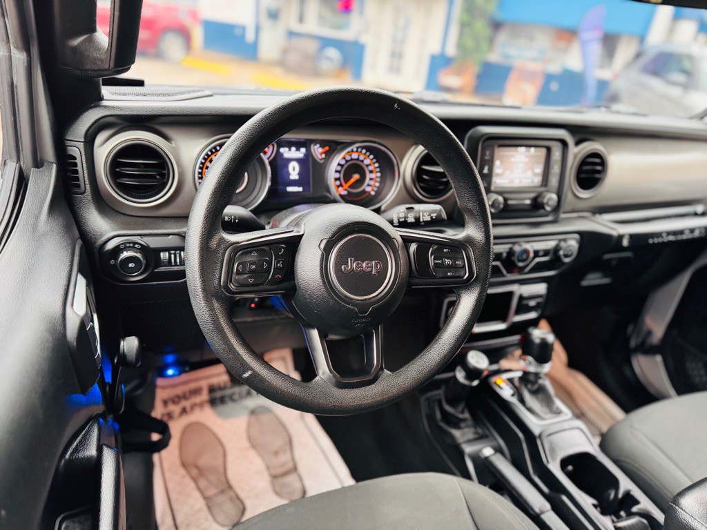 2018 Jeep Wrangler Unlimited Image 32