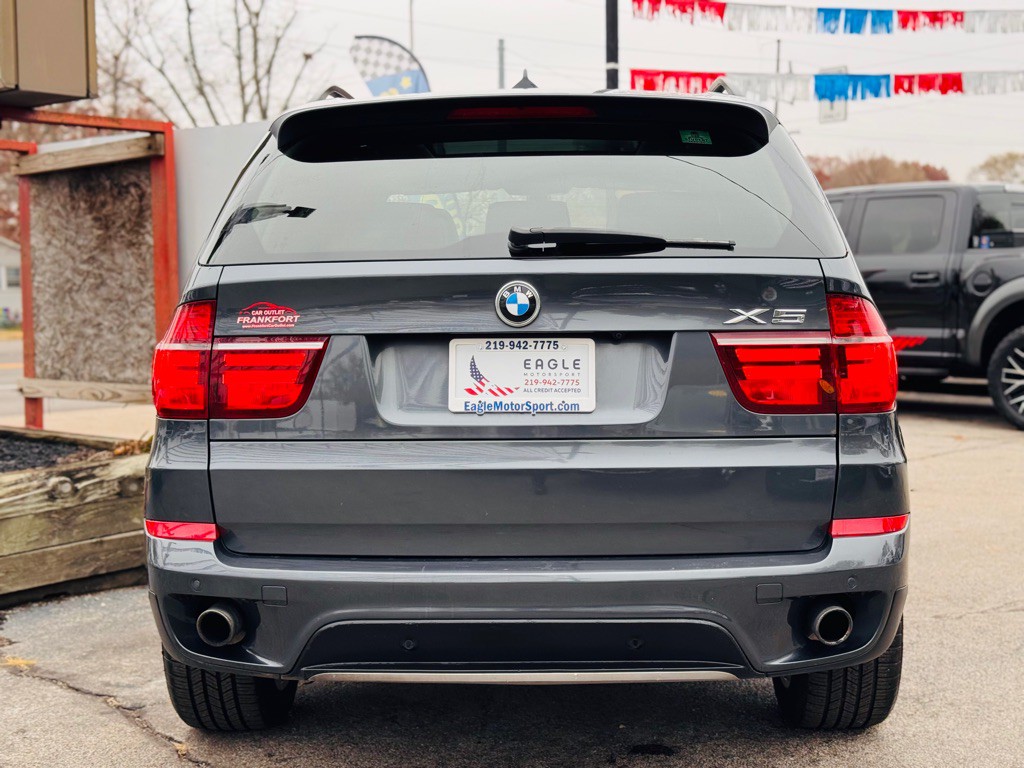 2011 BMW X5 Image 9