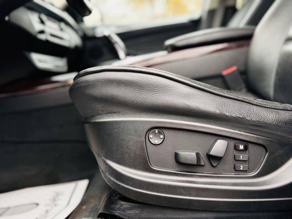 2011 BMW X5 Image 19