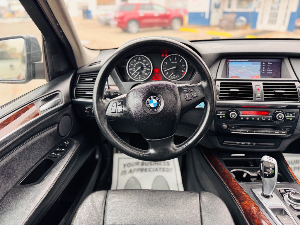 2011 BMW X5 Image 35