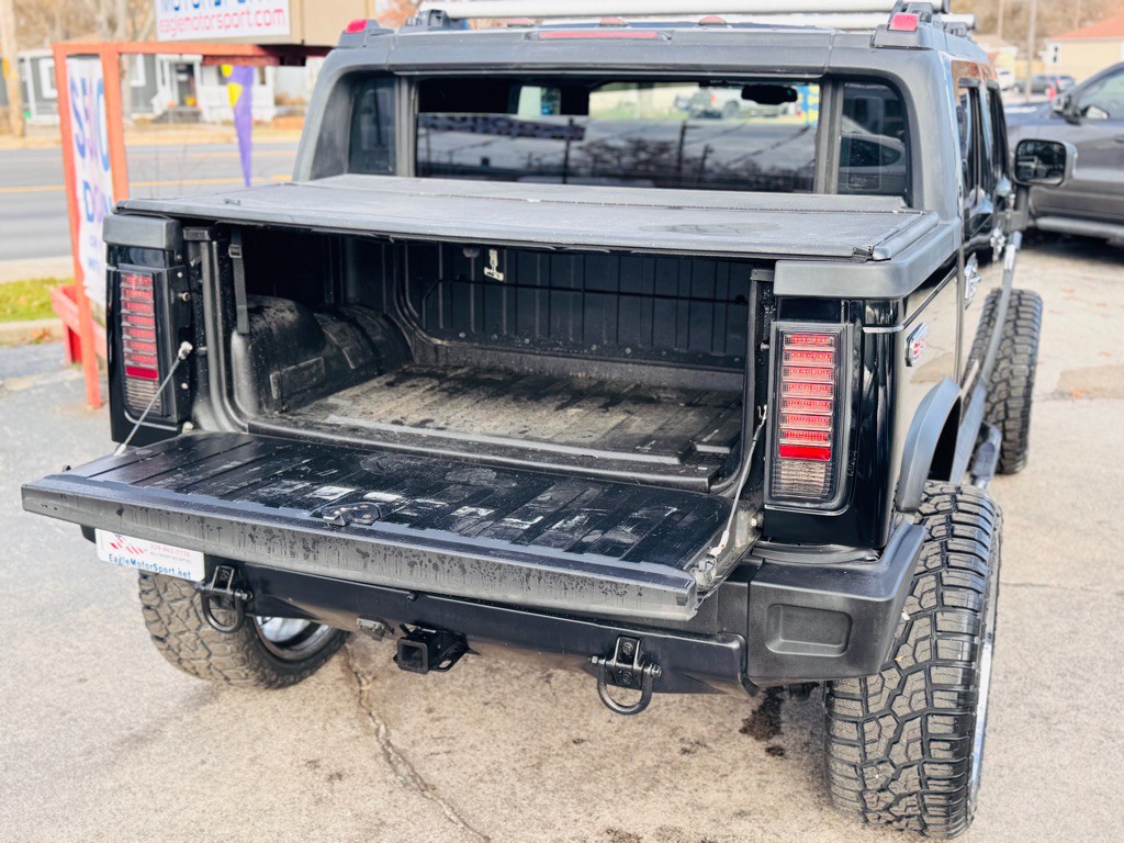 2006 HUMMER H2 Image 23