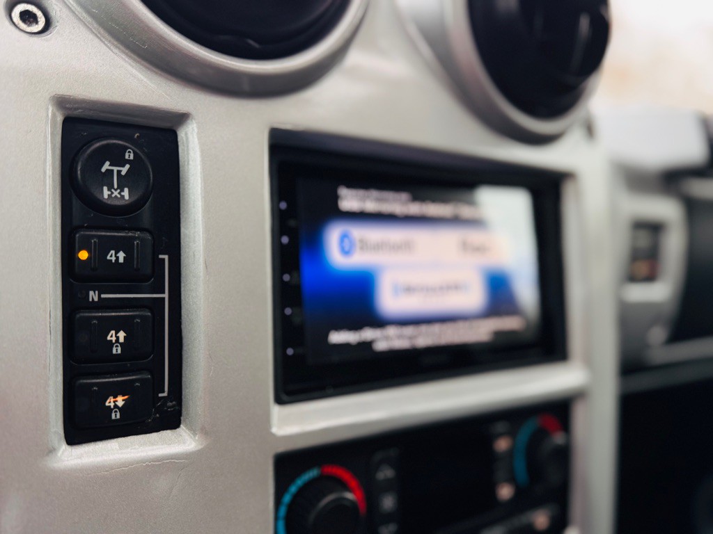 2006 HUMMER H2 Image 82