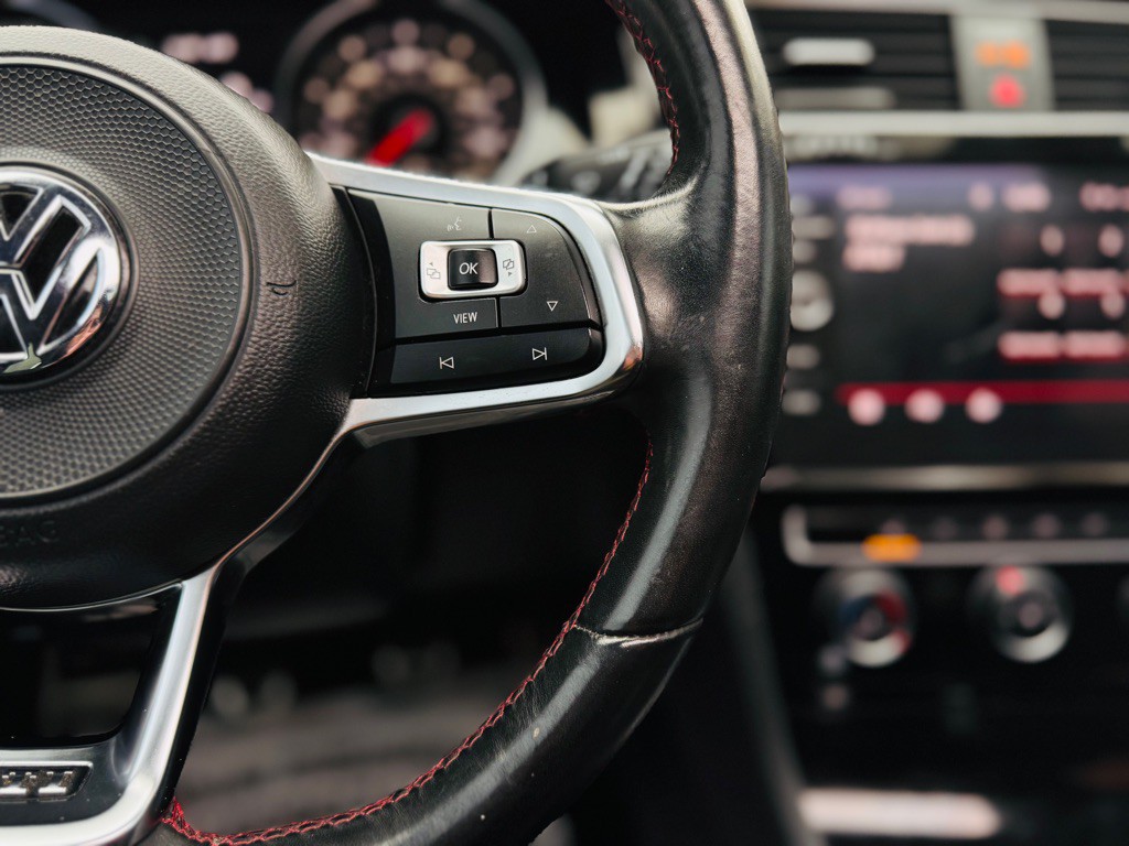 2020 Volkswagen GTI Image 48