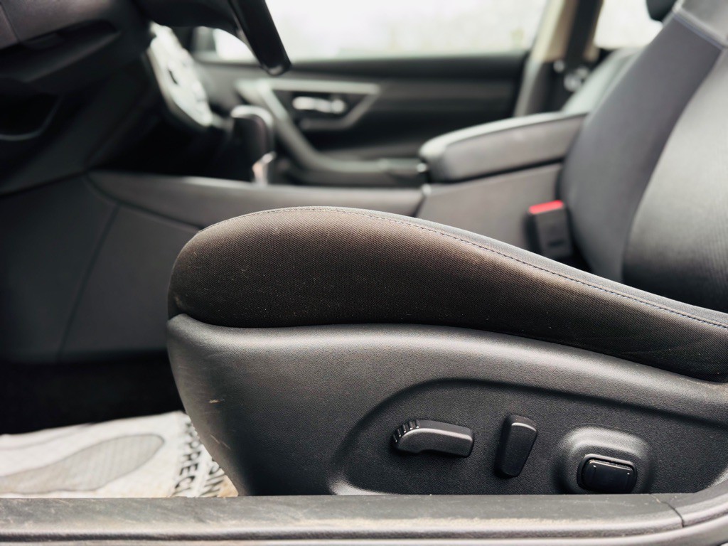 2017 Nissan Altima Image 17