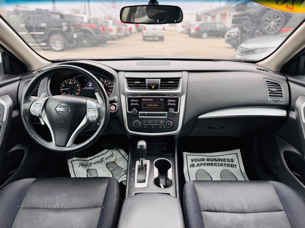 2017 Nissan Altima Image 23