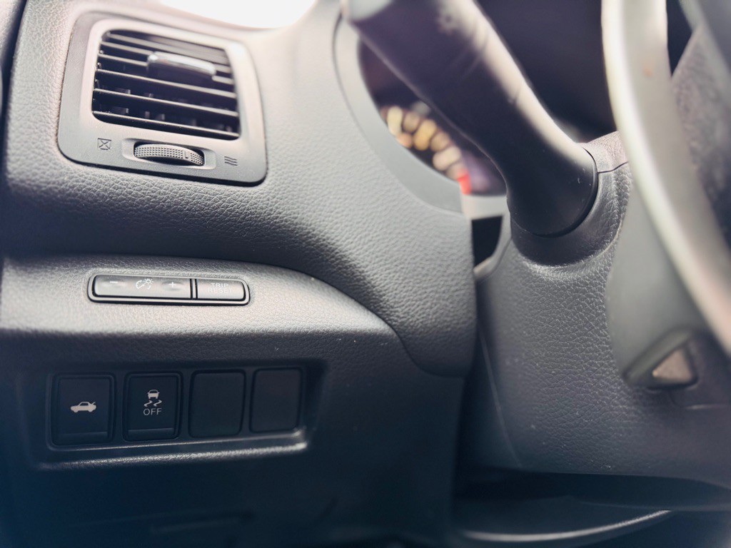 2017 Nissan Altima Image 27