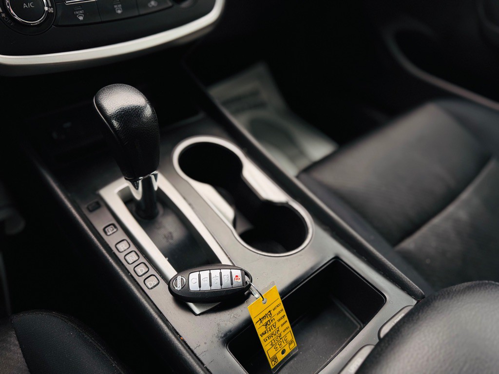 2017 Nissan Altima Image 33