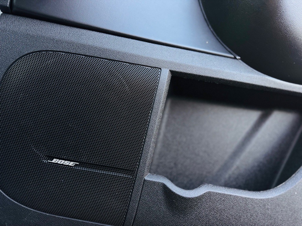 2012 GMC Acadia Image 21