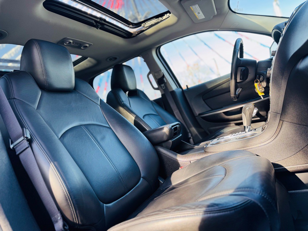 2012 GMC Acadia Image 24