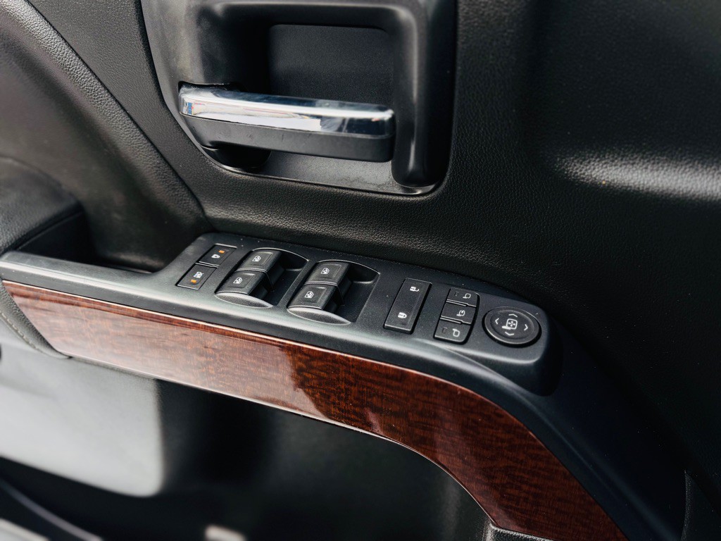 2018 GMC Sierra Image 23