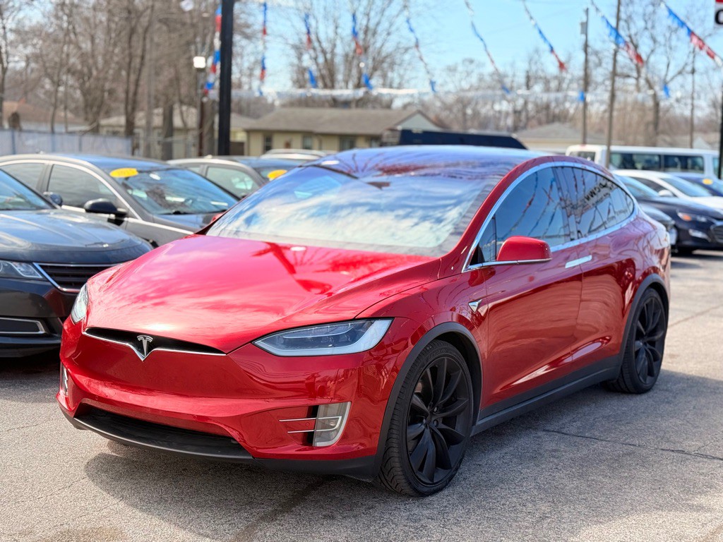 2017 Tesla Model X Image 11