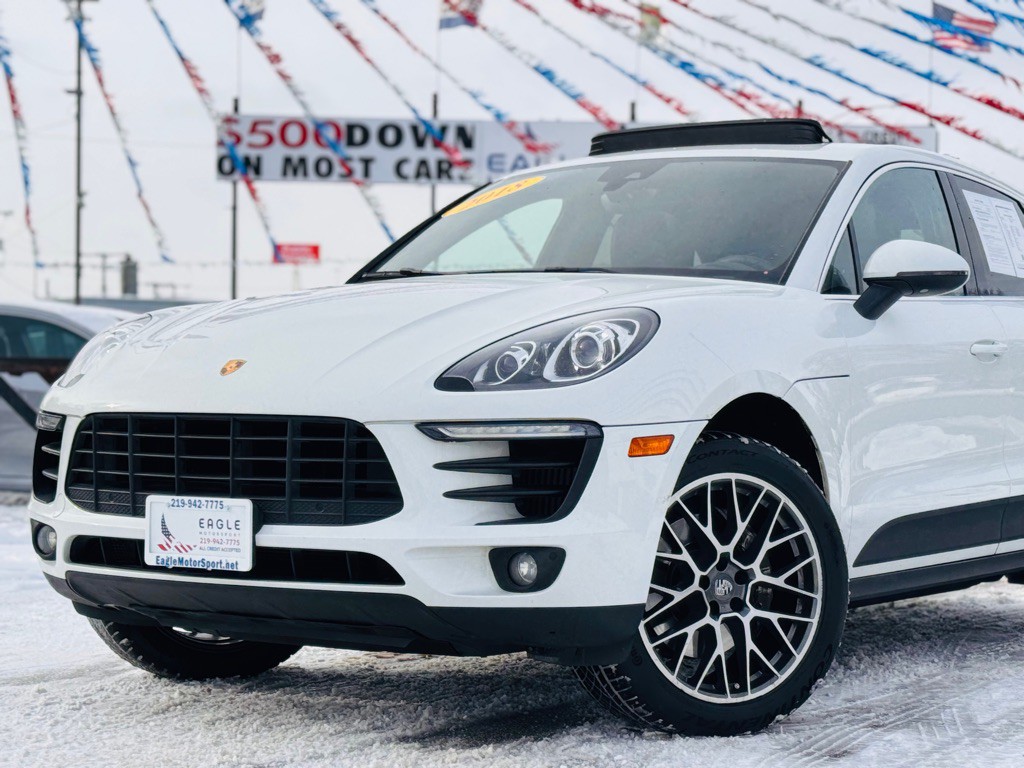 2018 Porsche Macan Image 20