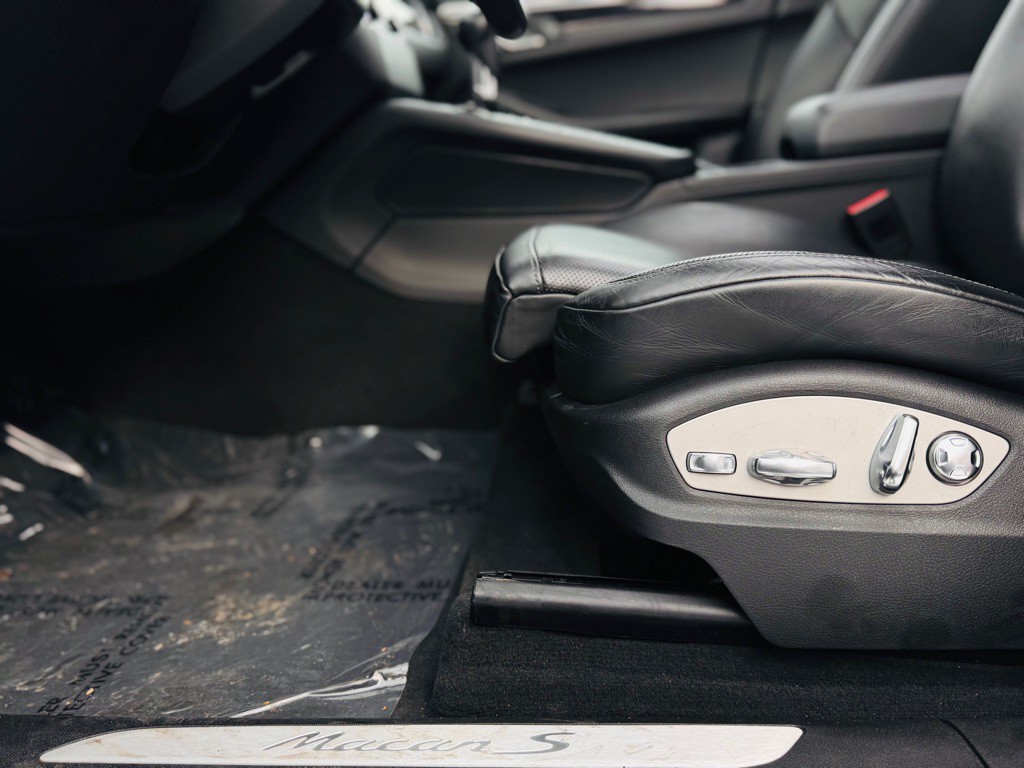 2018 Porsche Macan Image 33