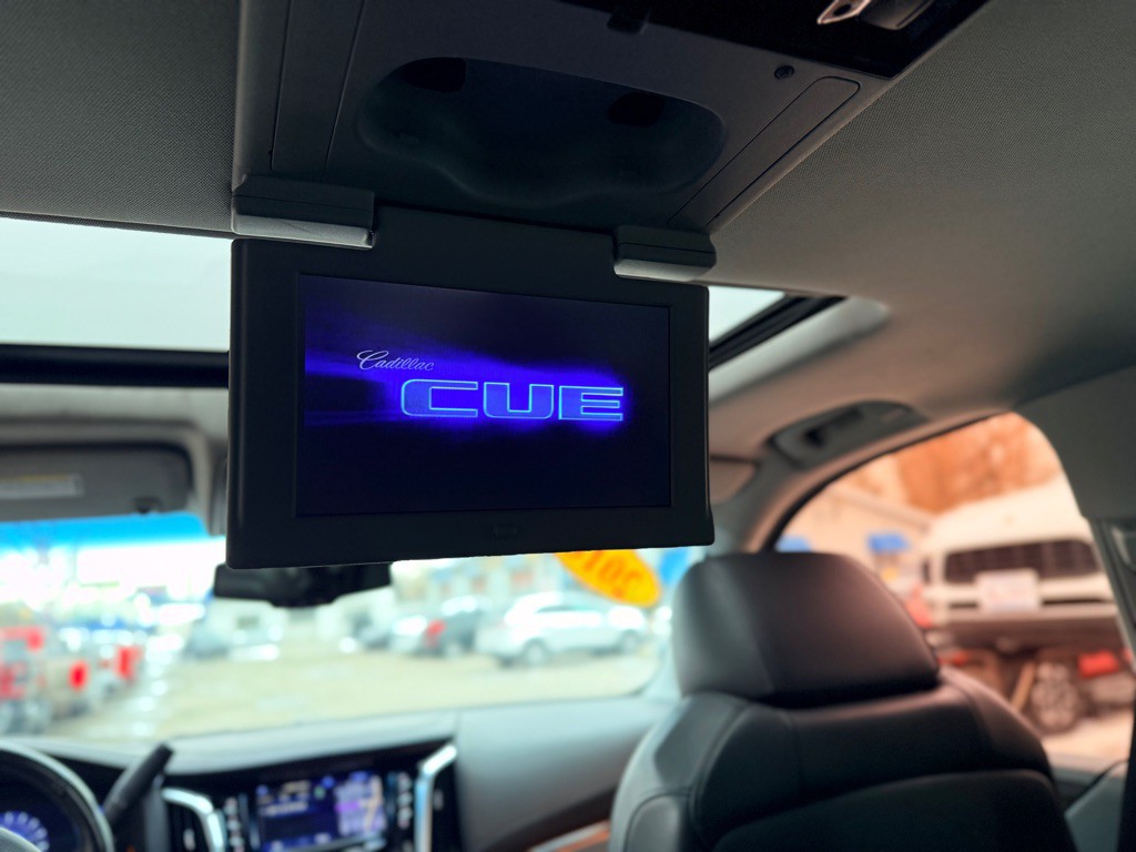 2016 Cadillac Escalade Image 36