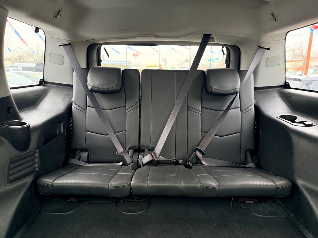 2016 Cadillac Escalade Image 37