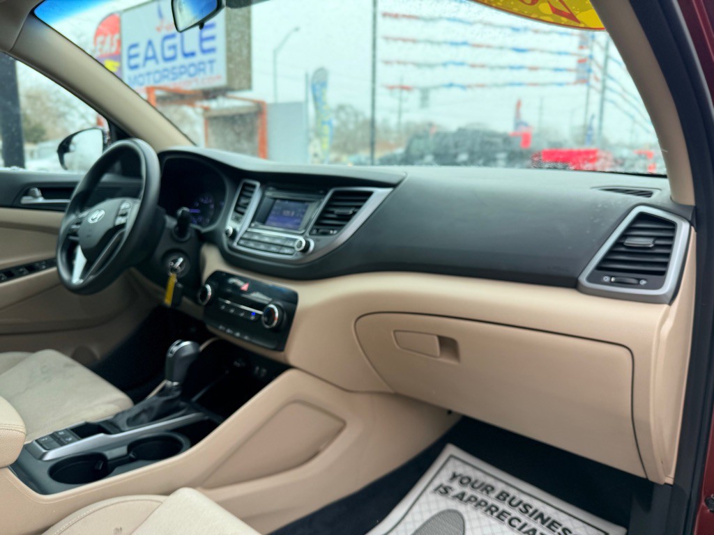 2017 Hyundai Tucson Image 19