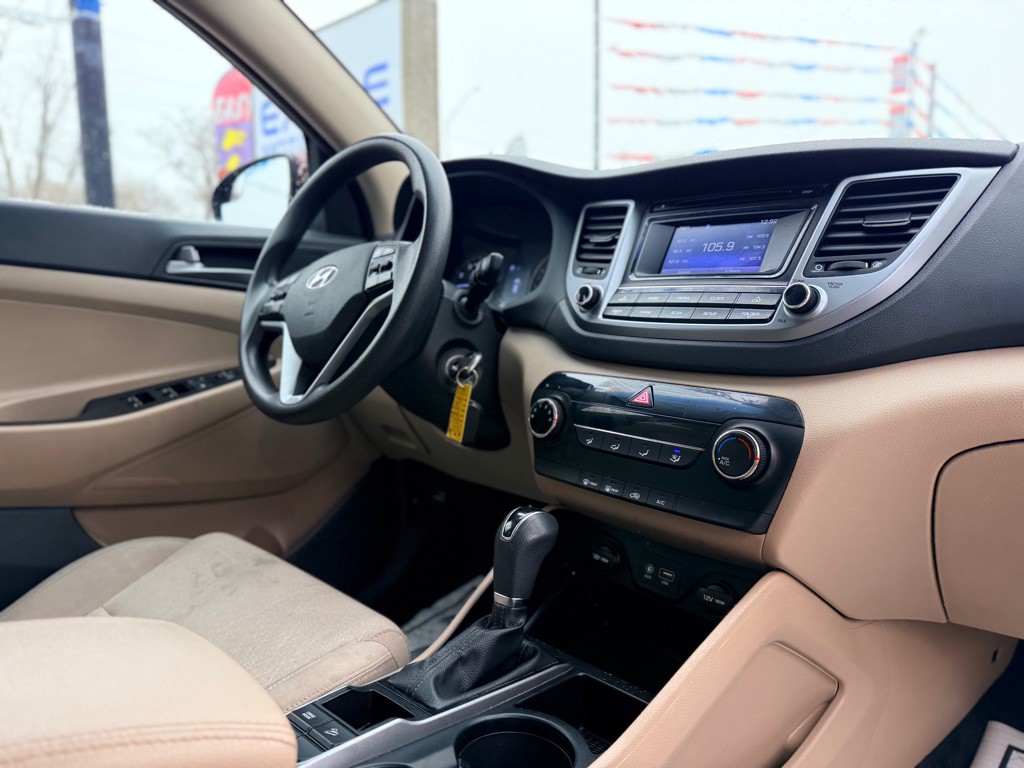 2017 Hyundai Tucson Image 20