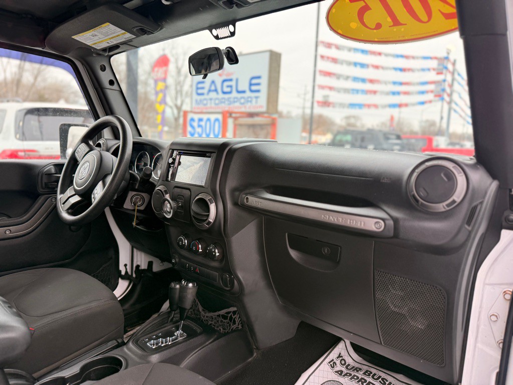 2015 Jeep Wrangler Unlimited Image 15
