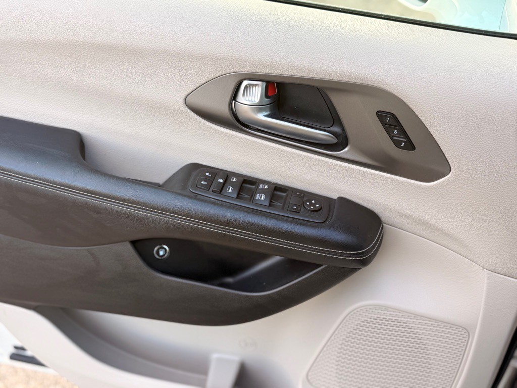 2022 Chrysler Pacifica Image 20