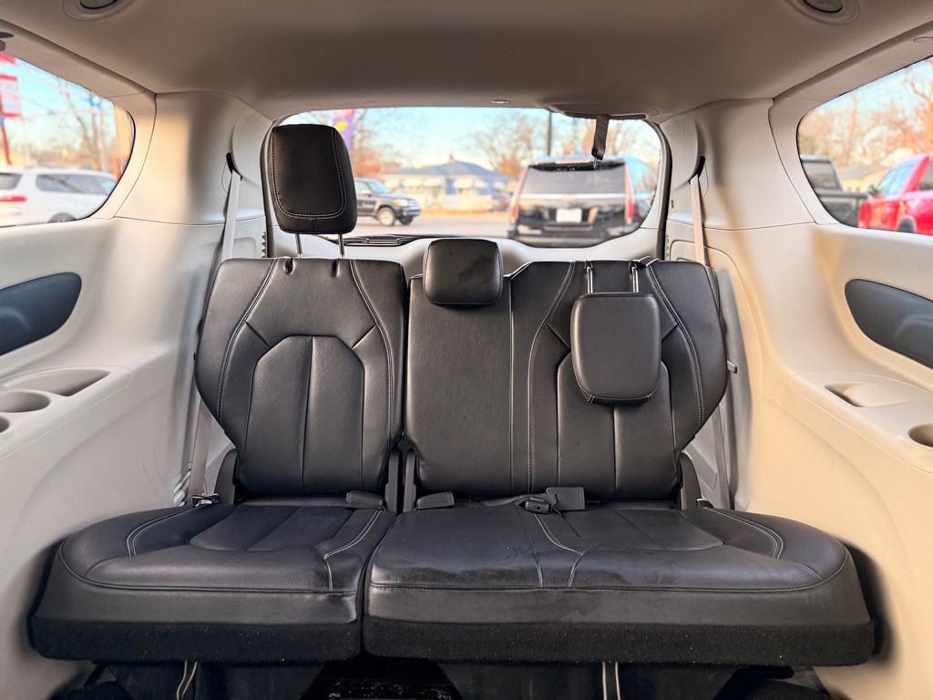 2022 Chrysler Pacifica Image 31