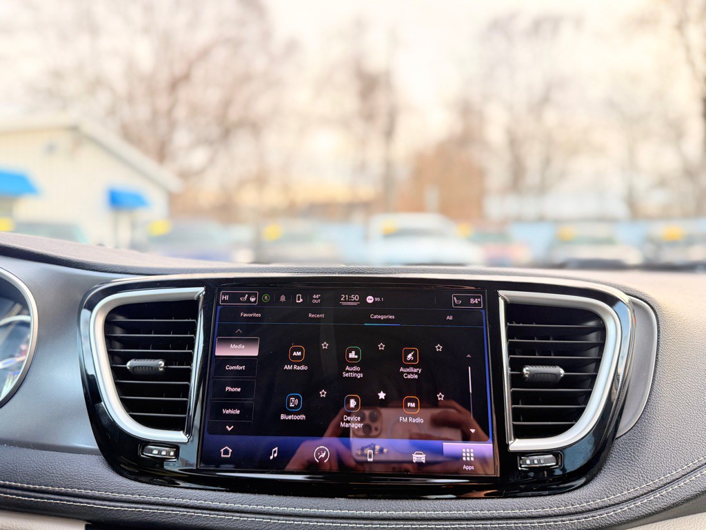 2022 Chrysler Pacifica Image 41