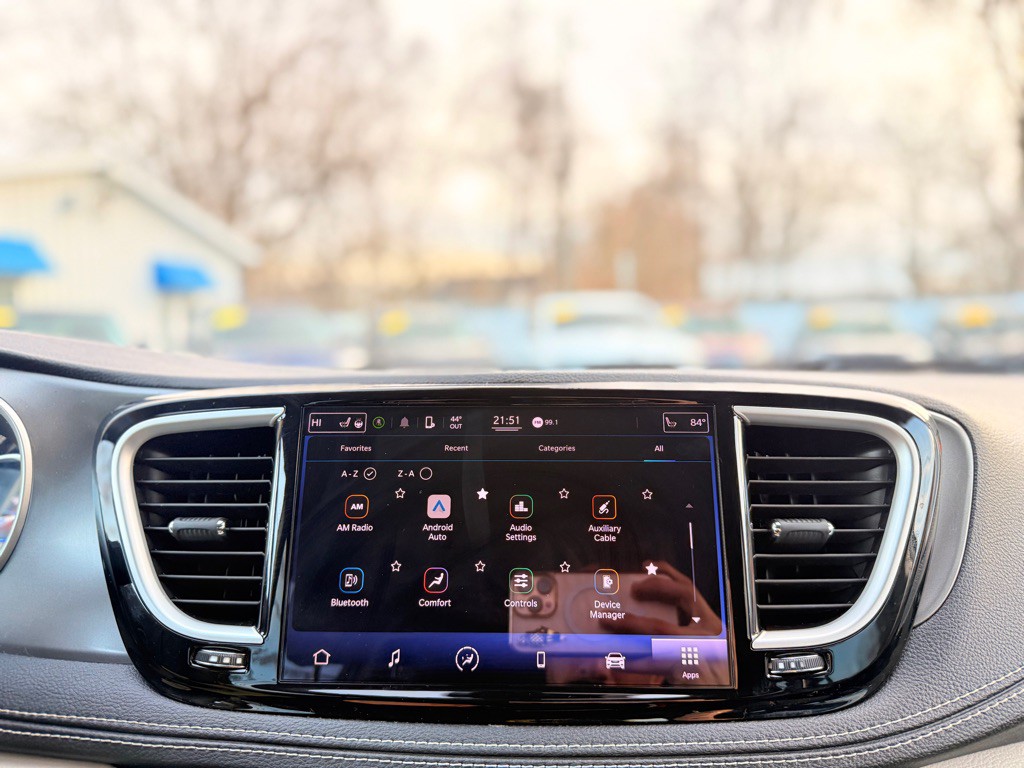 2022 Chrysler Pacifica Image 43