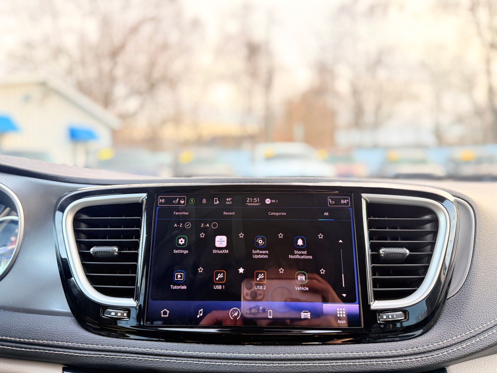 2022 Chrysler Pacifica Image 45