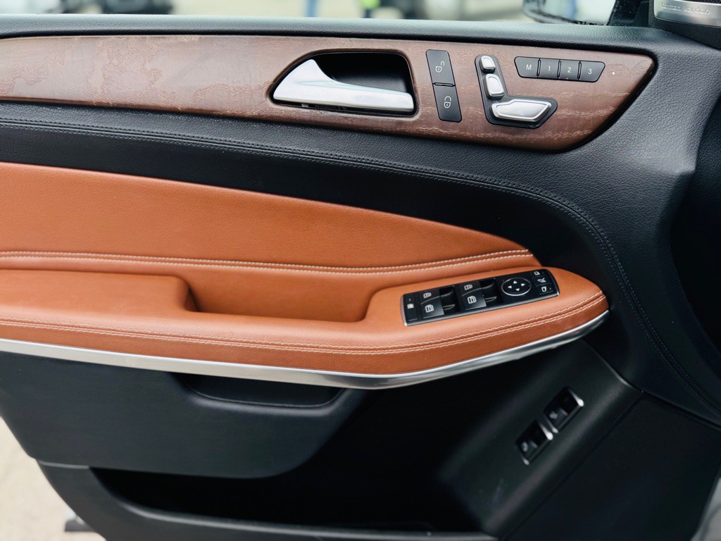 2018 Mercedes-Benz GLS-Class Image 31