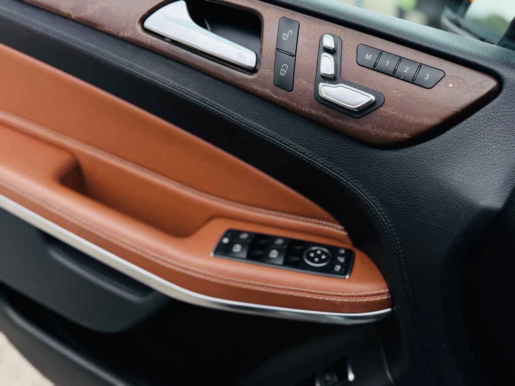 2018 Mercedes-Benz GLS-Class Image 32