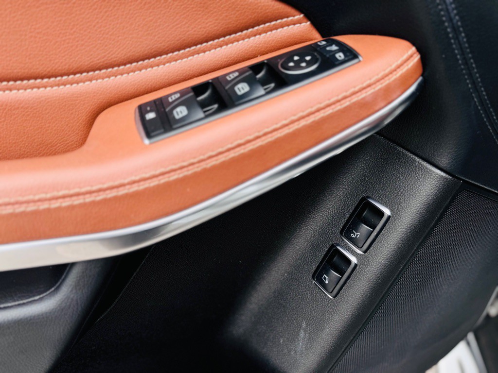 2018 Mercedes-Benz GLS-Class Image 35