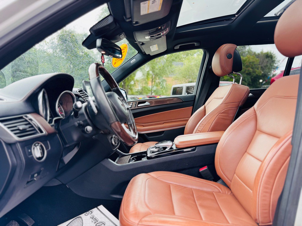 2018 Mercedes-Benz GLS-Class Image 36