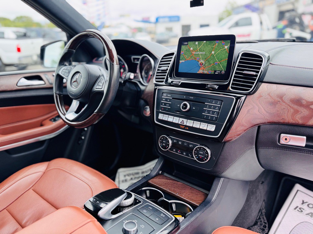 2018 Mercedes-Benz GLS-Class Image 41