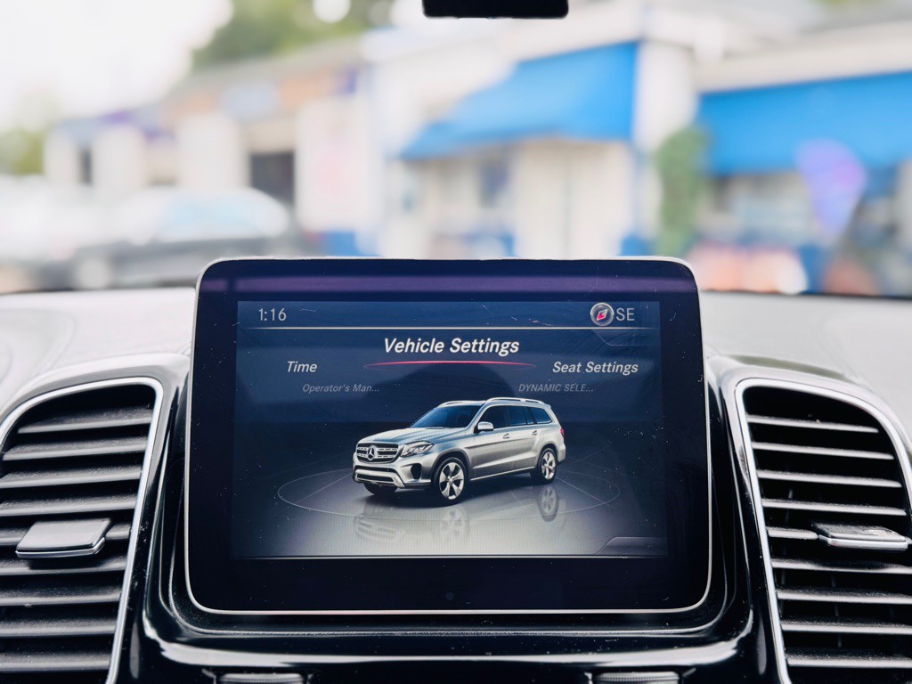 2018 Mercedes-Benz GLS-Class Image 64