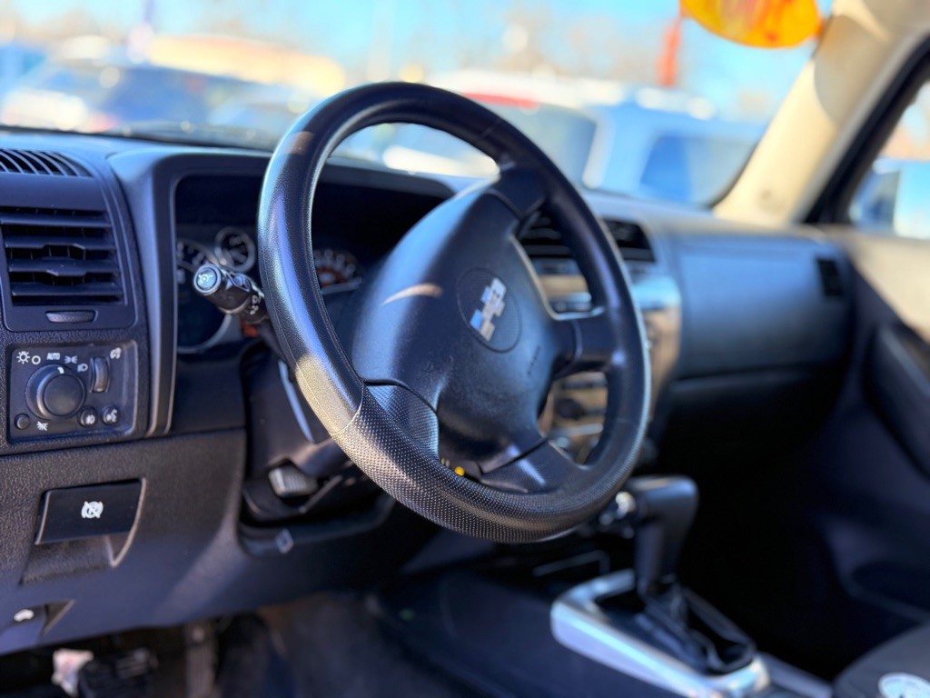 2007 HUMMER H3 Image 14