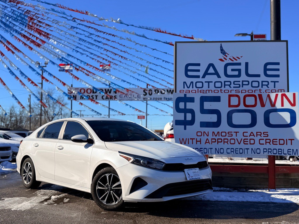 2023 Kia Forte Image 1