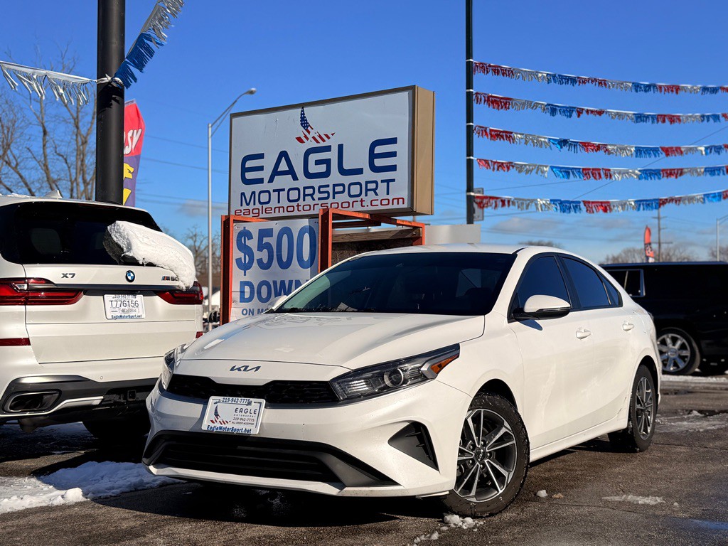 2023 Kia Forte Image 12