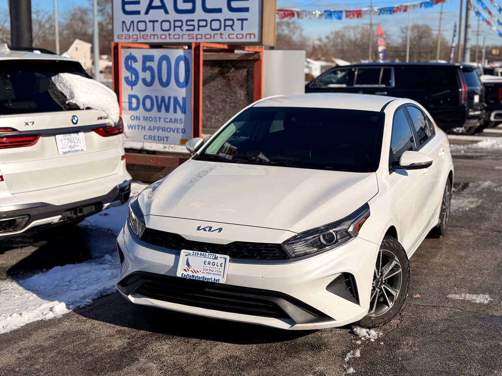 2023 Kia Forte Image 13