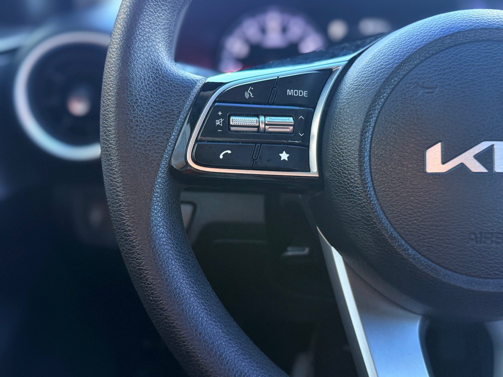 2023 Kia Forte Image 27
